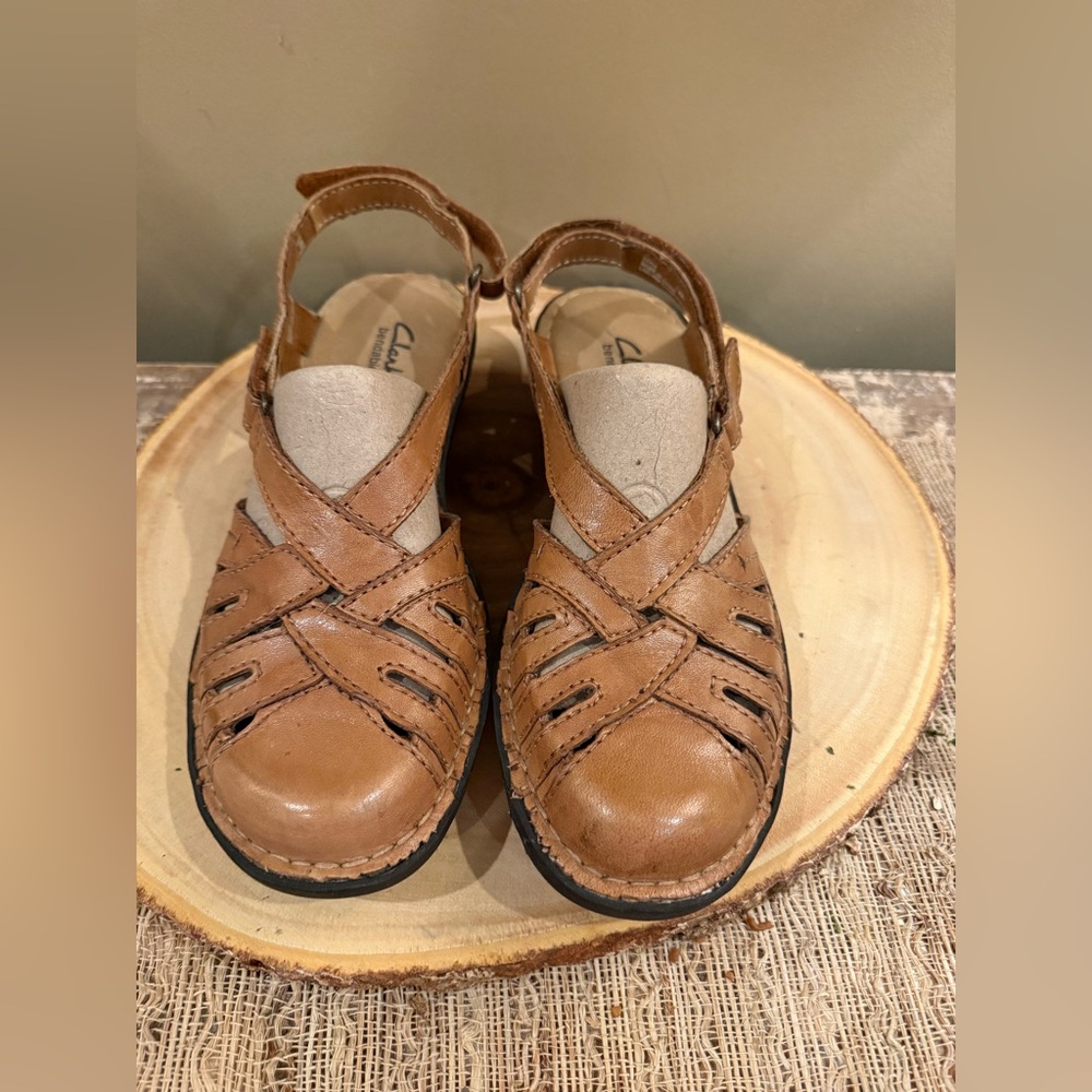 Clarks Bendables Nikki Common Women's Size 8 Mary‎ Jane Sandals Luggage E… - Picture 9 of 9